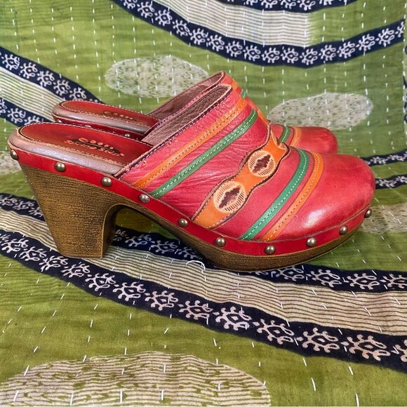 Spring Step Aztec Studded Leather High Heel Clog Mules Size 40 - Picture 3 of 13